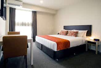 Hotel Ramada Suites by Wyndham Christchurch City photo 1