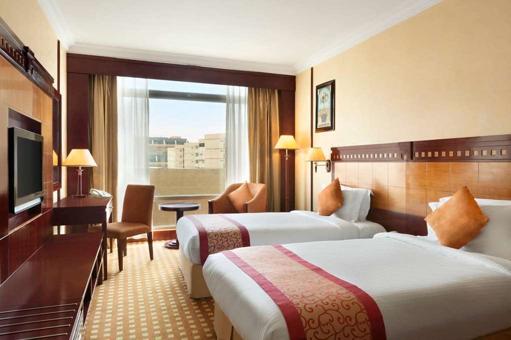 Hotel Ramada by Wyndham Riyadh photo 3