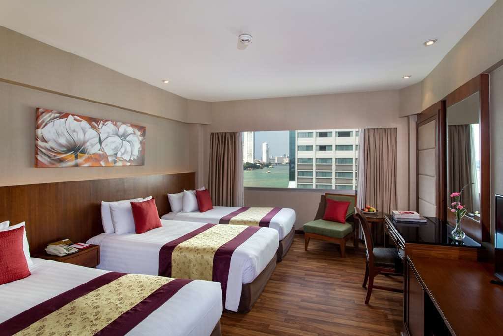 Hotel Ramada Plaza by Wyndham Bangkok Menam Riverside photo 2