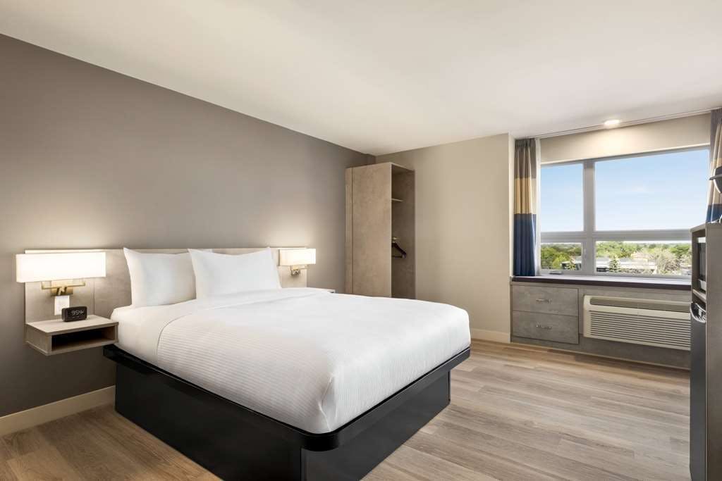 Hotel Microtel Montreal Airpt photo 1