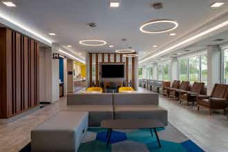 Hotel Microtel Inn & Suites by Wyndham Winchester photo 5