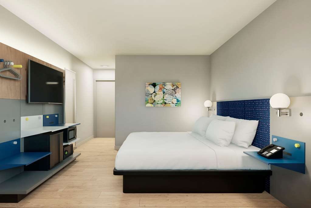 Hotel Microtel Inn & Suites by Wyndham Winchester photo 1