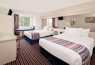 Hotel Microtel Madison East photo 2