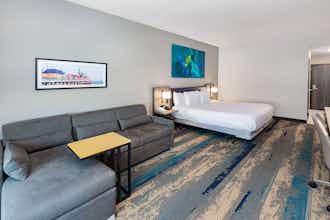 Hotel LQ Galveston North at I-45 photo 2
