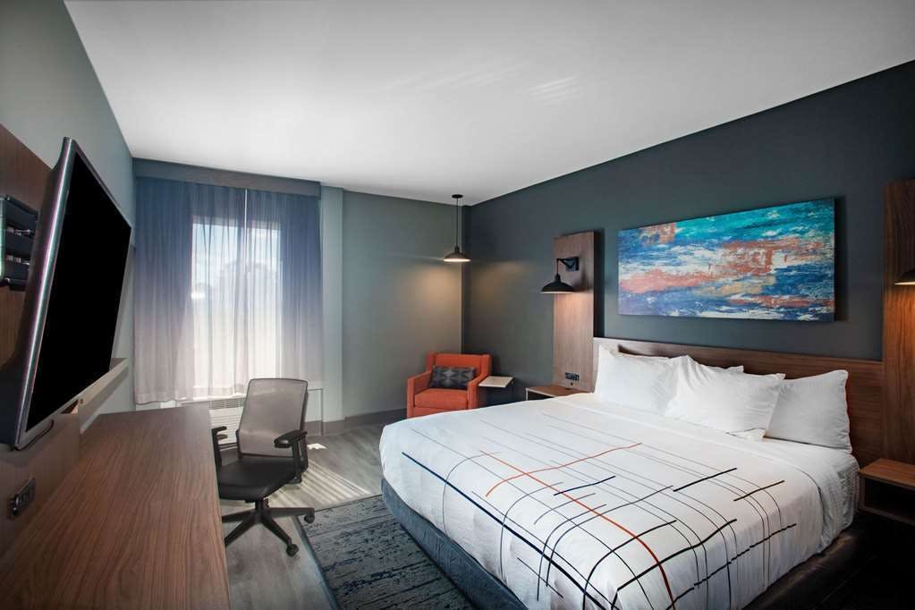 Hotel La Quinta Inn & Suites by Wyndham Oxford photo 3