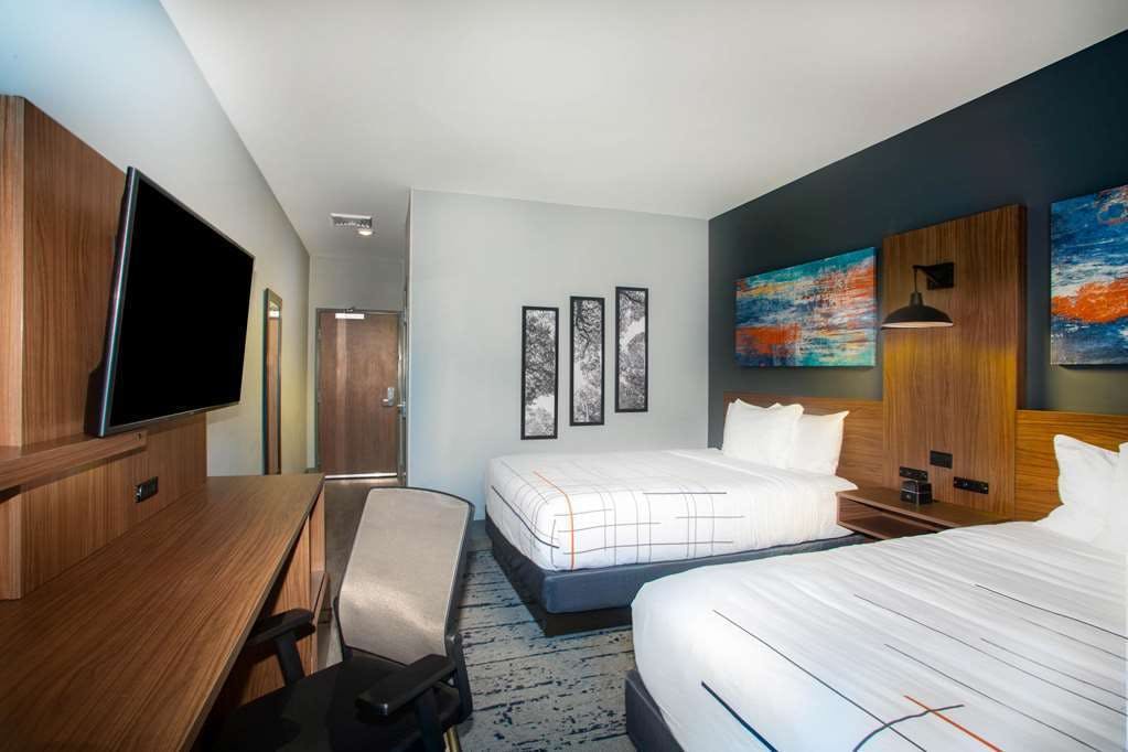 Hotel La Quinta Inn & Suites by Wyndham Oxford photo 2