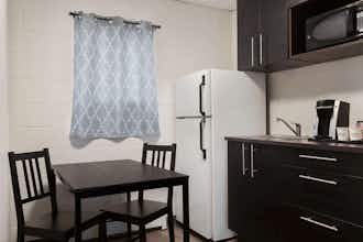 Hotel HJ Grande Prairie photo 5