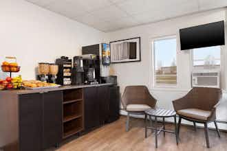 Hotel HJ Grande Prairie photo 3