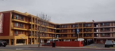 Howard Johnson Reno Downtown