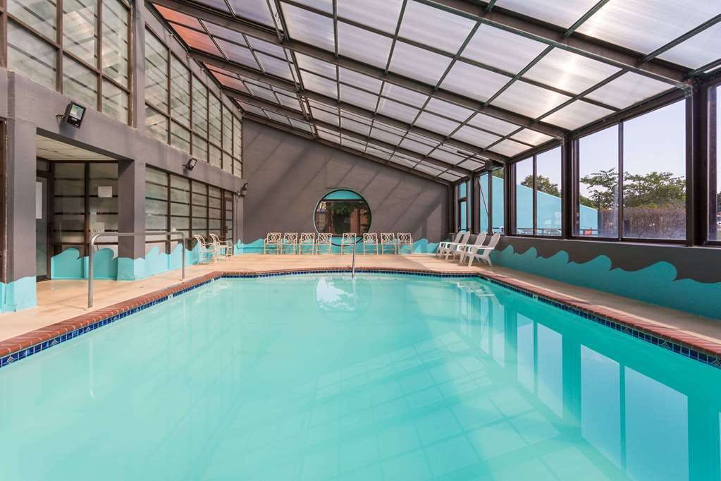 Hotel Howard Johnson Williamsburg photo 5