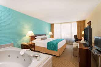 Hotel Howard Johnson Williamsburg photo 2