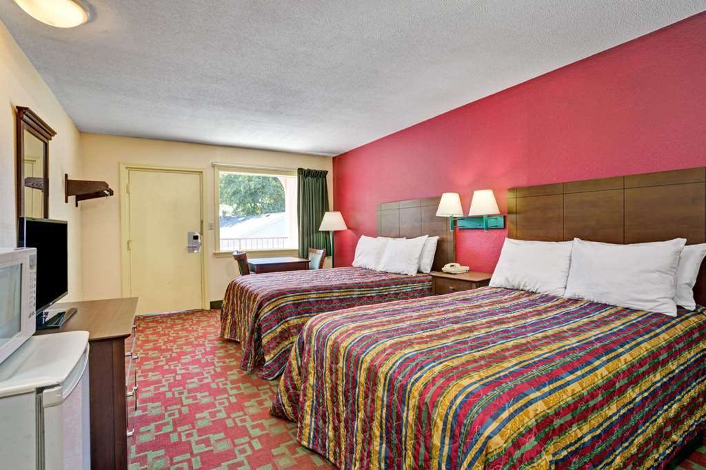 Hotel Days Inn by Wyndham Elizabeth City photo 3