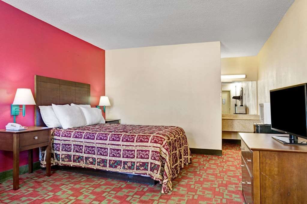 Hotel Days Inn by Wyndham Elizabeth City photo 1