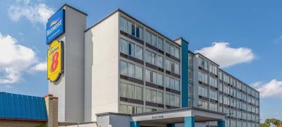Baymont Laredo