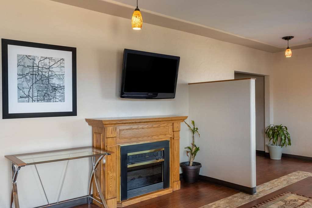 Hotel Baymont Inn Spearfish photo 5