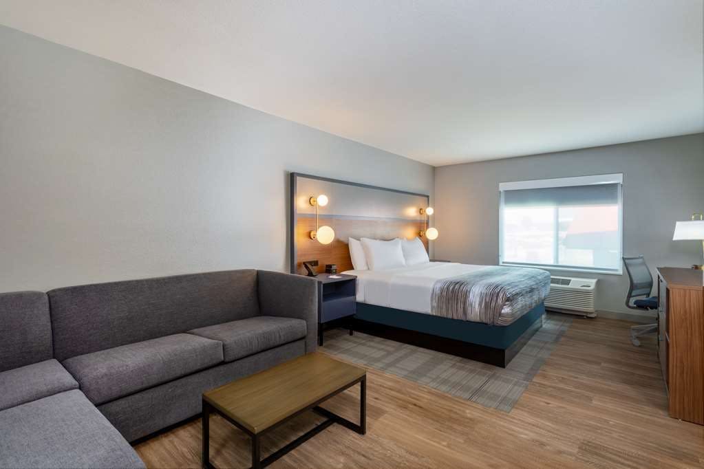 Hotel AmericInn by Wyndham San Angelo photo 2