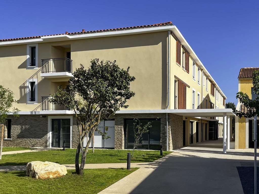 Hotel iBIS STYLES CABRIES GOLF photo 5