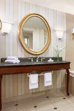 Hotel Harrah's Kansas City - A Caesars Rewards Destination photo 4