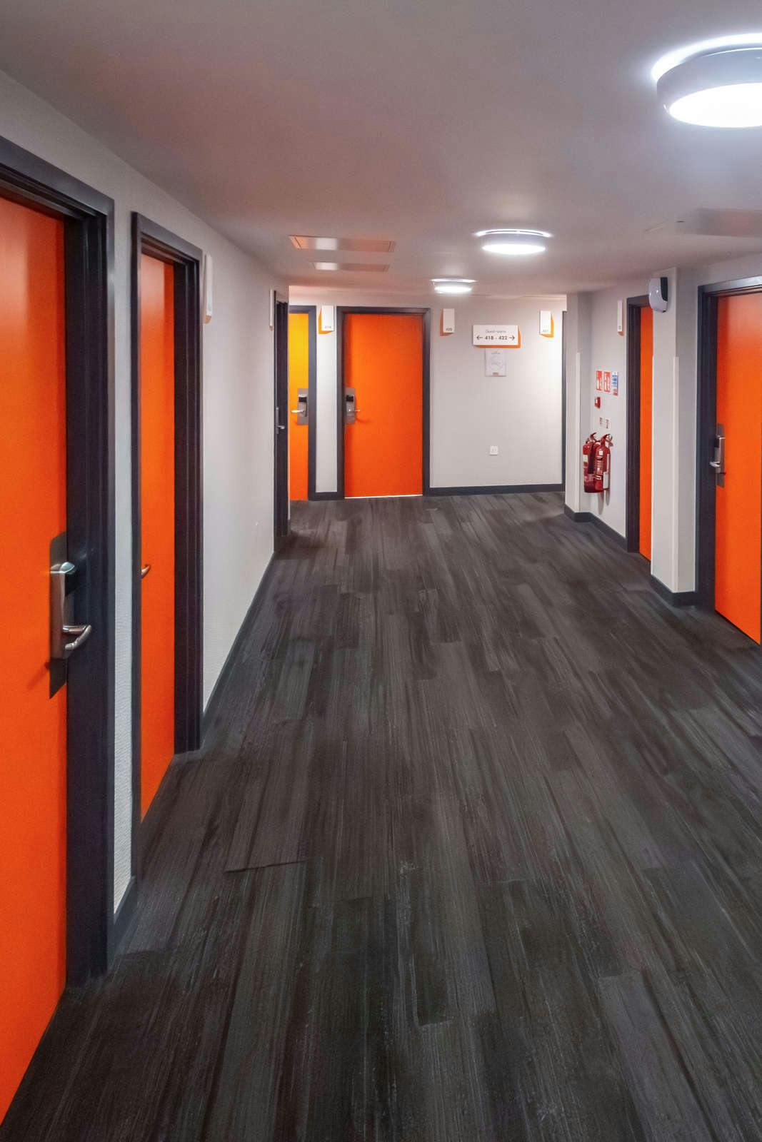 Hotel easyHotel London Croydon photo 3