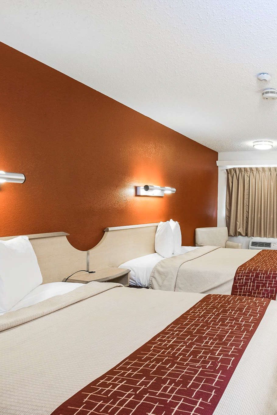 Hotel Red Roof Inn Parkersburg photo 1