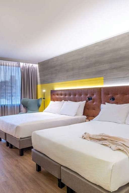 Hotel Pullman Santiago El Bosque photo 2