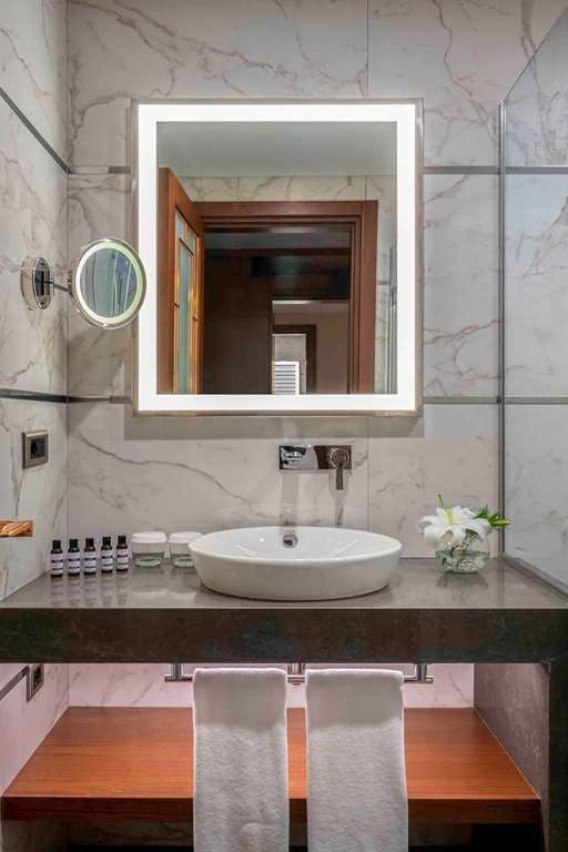 Hotel Mövenpick Hotel Istanbul Asia Airport photo 2