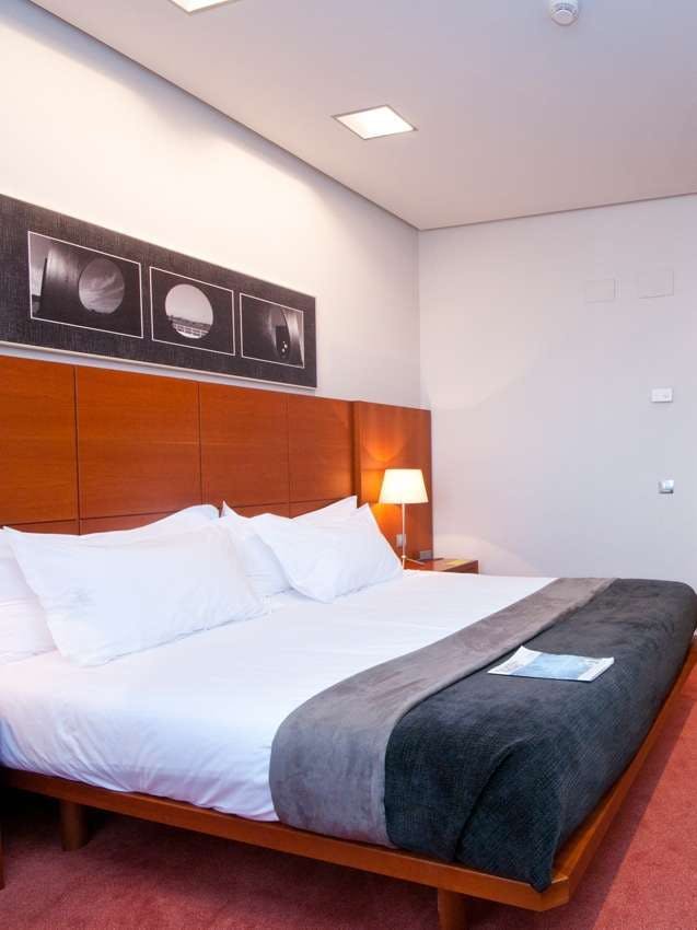 Hotel SILKEN CIUDAD GIJON HOTEL photo 2