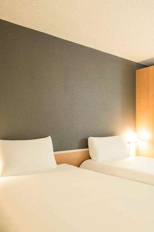 Hotel Ibis Orly Chevilly Tram 7 photo 1