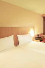 Hotel Ibis Orly Chevilly Tram 7 photo 2