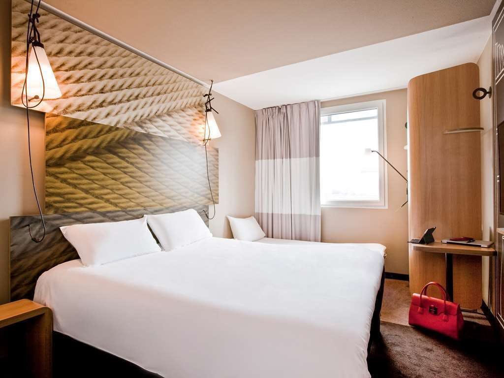 Ibis Paris Porte De Clichy Centre