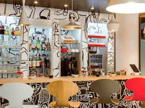 Hotel Ibis Paris Porte De Clichy Centre photo 2