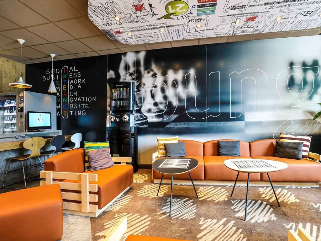 Hotel Ibis Paris Porte De Clichy Centre photo 3