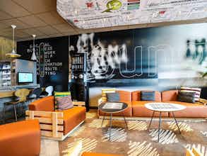 Hotel Ibis Paris Porte De Clichy Centre photo 3