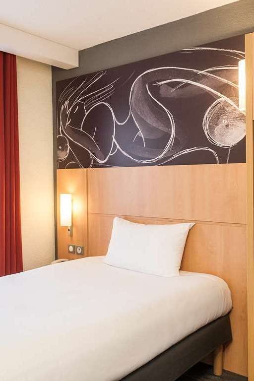 Hotel Ibis Paris Vaugirard Porte De Versailles photo 2