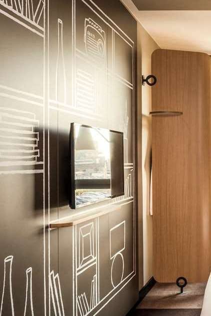 Hotel Ibis Paris Coeur D'orly Airport photo 1