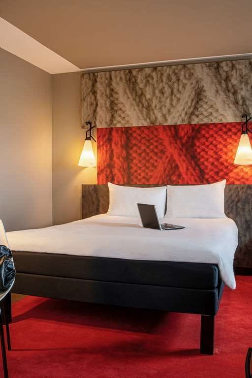 Hotel Ibis Nanterre La Défense photo 1