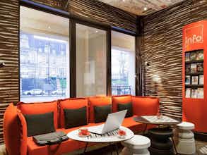 Hotel Ibis Versailles Château photo 3