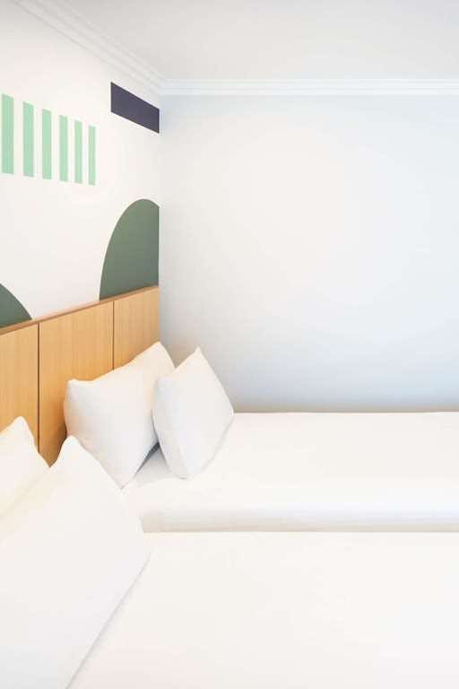 Hotel Ibis Styles Sydney Central photo 2