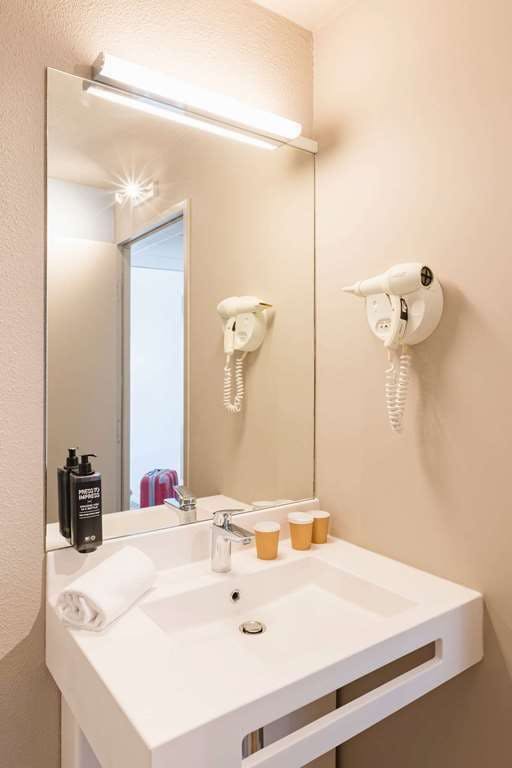 Hotel Ibis Styles Aix Les Bains Domaine De Marlioz photo 5