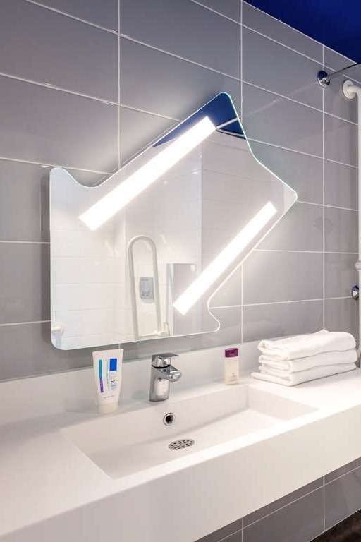 Hotel Ibis Budget Paris Clichy Mairie photo 4