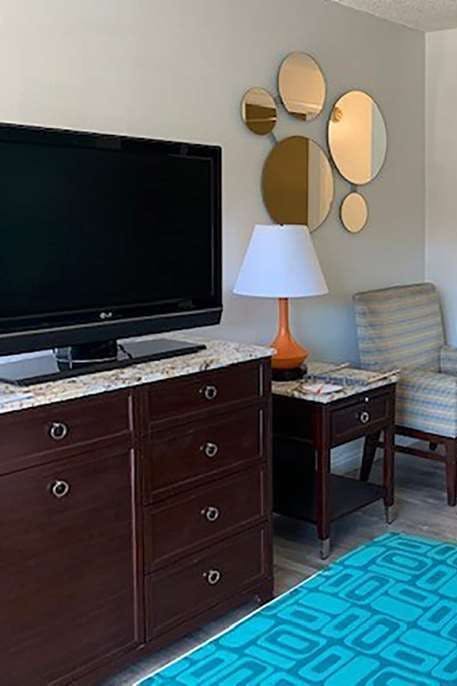 Hotel Howard Johnson by Wyndham Reno Downtown photo 3