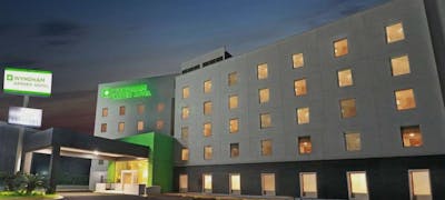 Wyndham Garden Monterrey Valle Real