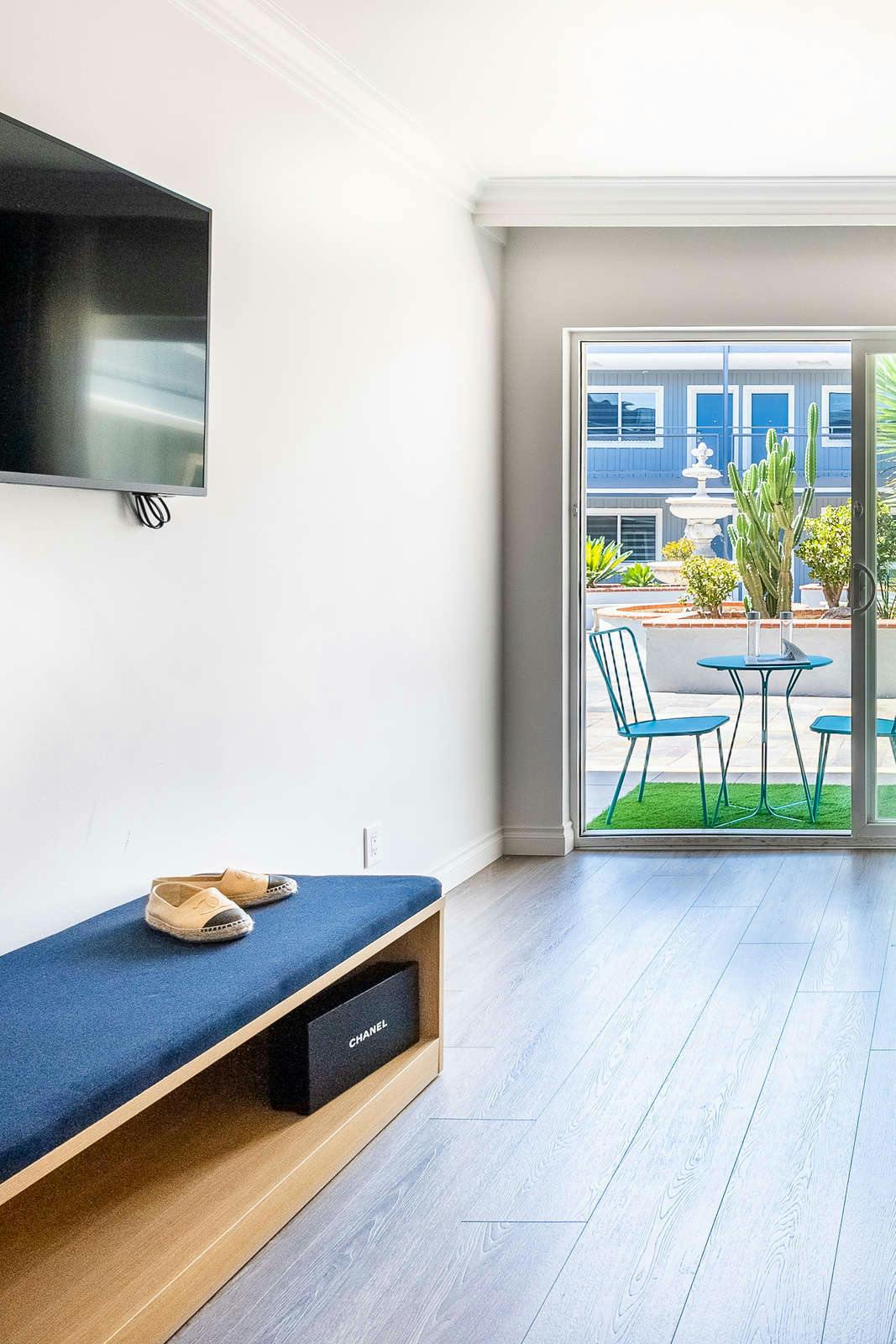 Hotel The Live Hotel photo 3