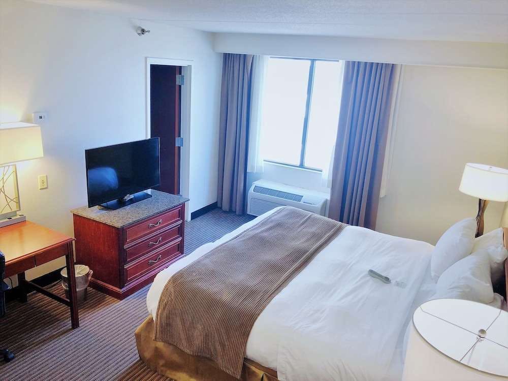 Hotel Radisson Hotel Bismarck photo 3