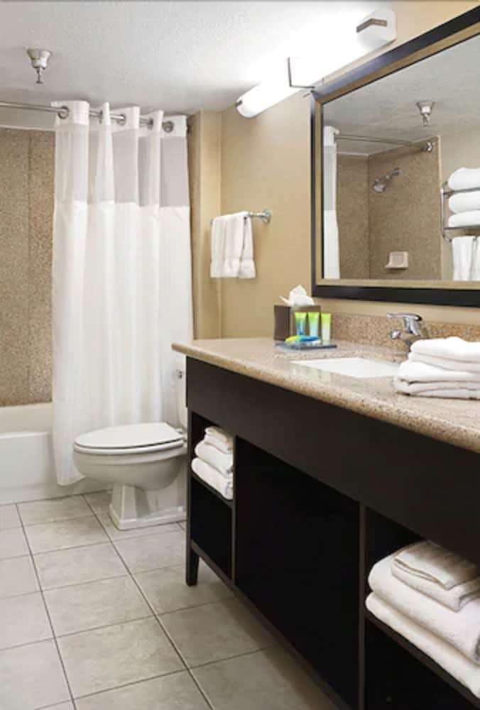 Hotel Radisson Hotel Bismarck photo 4