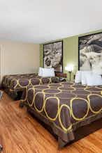 Hotel Super 8 by Wyndham Kingsport photo 5