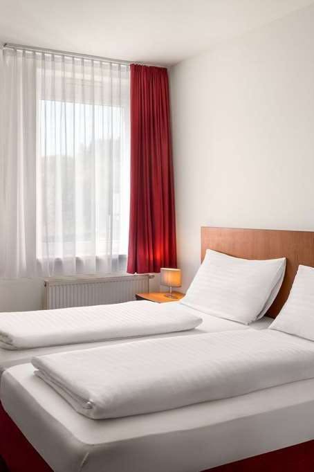 Hotel Amedia Express Sattledt, Trademark Collection by Wyndham photo 2