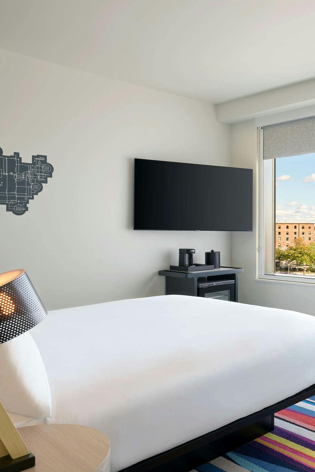 Hotel Aloft Portland Downtown Waterfront ME photo 3