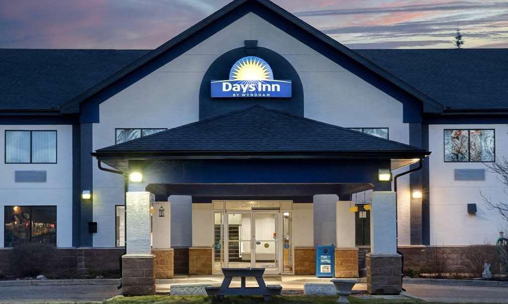 Days Inn by Wyndham Whitecourt