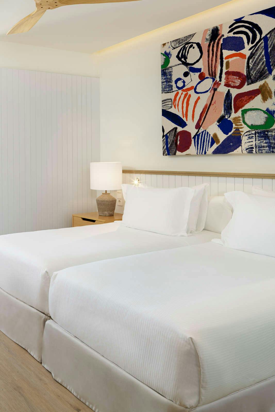 Hotel H10 Croma Málaga photo 2